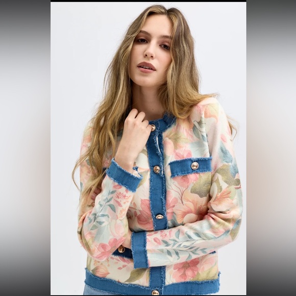 Blazer/Shirt with Blue Denim And Floral  Accent Soft And Comfy - Picture 3 of 4